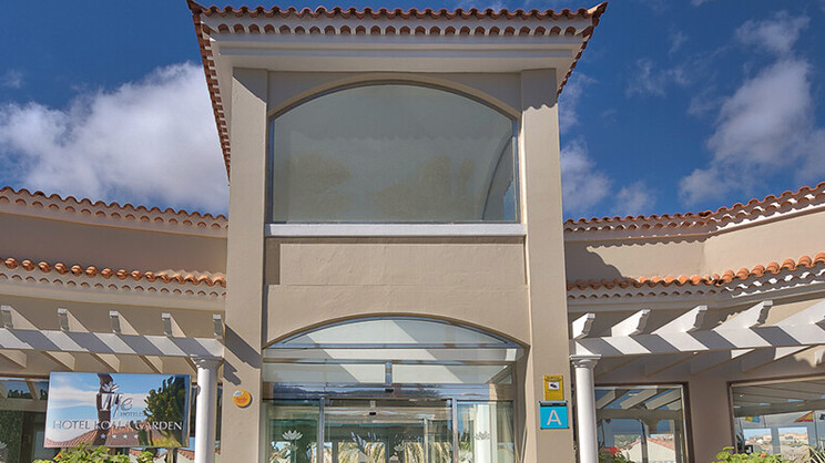 Hotel LIVVO Koala Garden